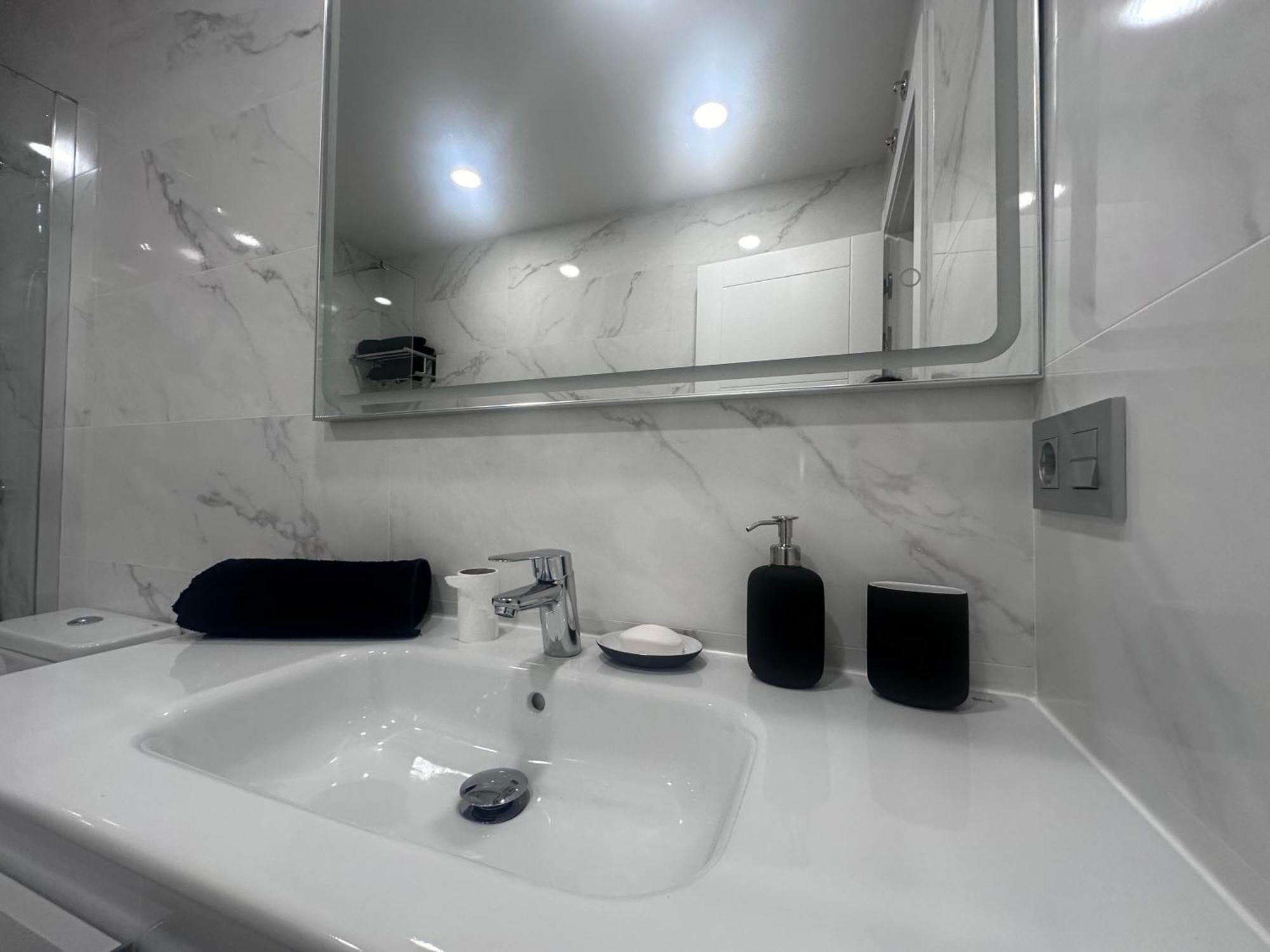 Apartamentos Paseo De La Estacion Salamanca Exteriör bild