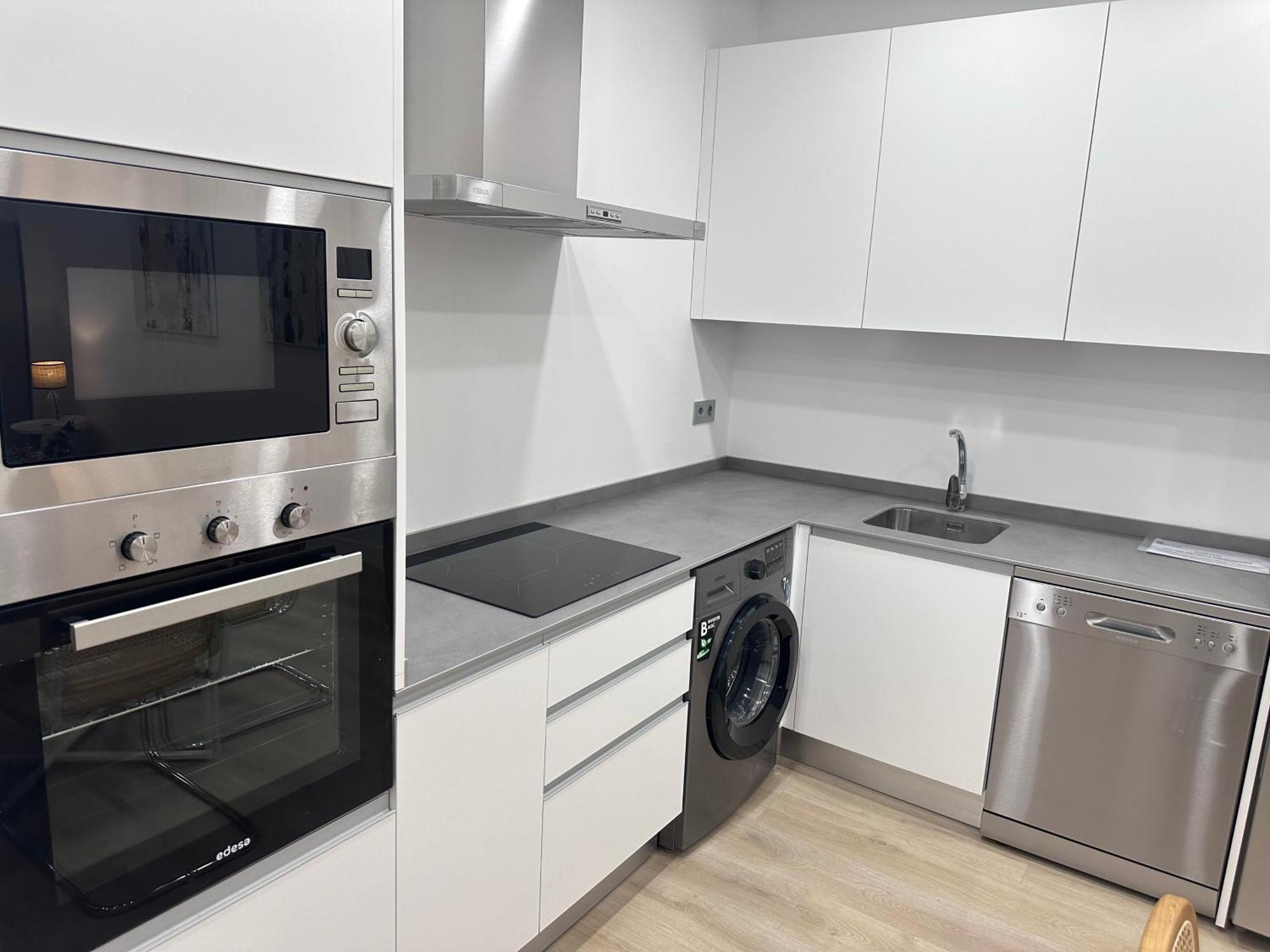 Apartamentos Paseo De La Estacion Salamanca Exteriör bild