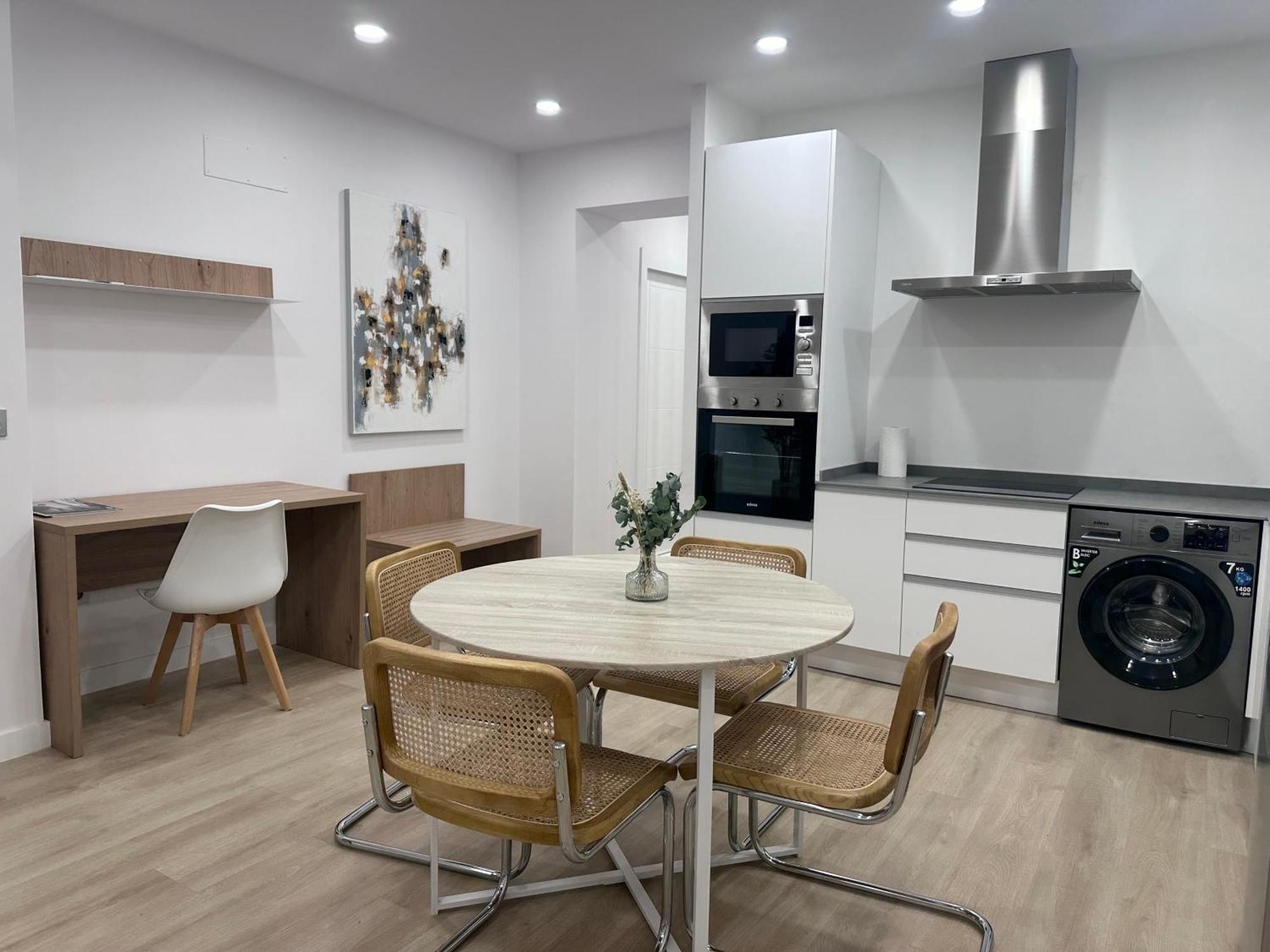 Apartamentos Paseo De La Estacion Salamanca Exteriör bild